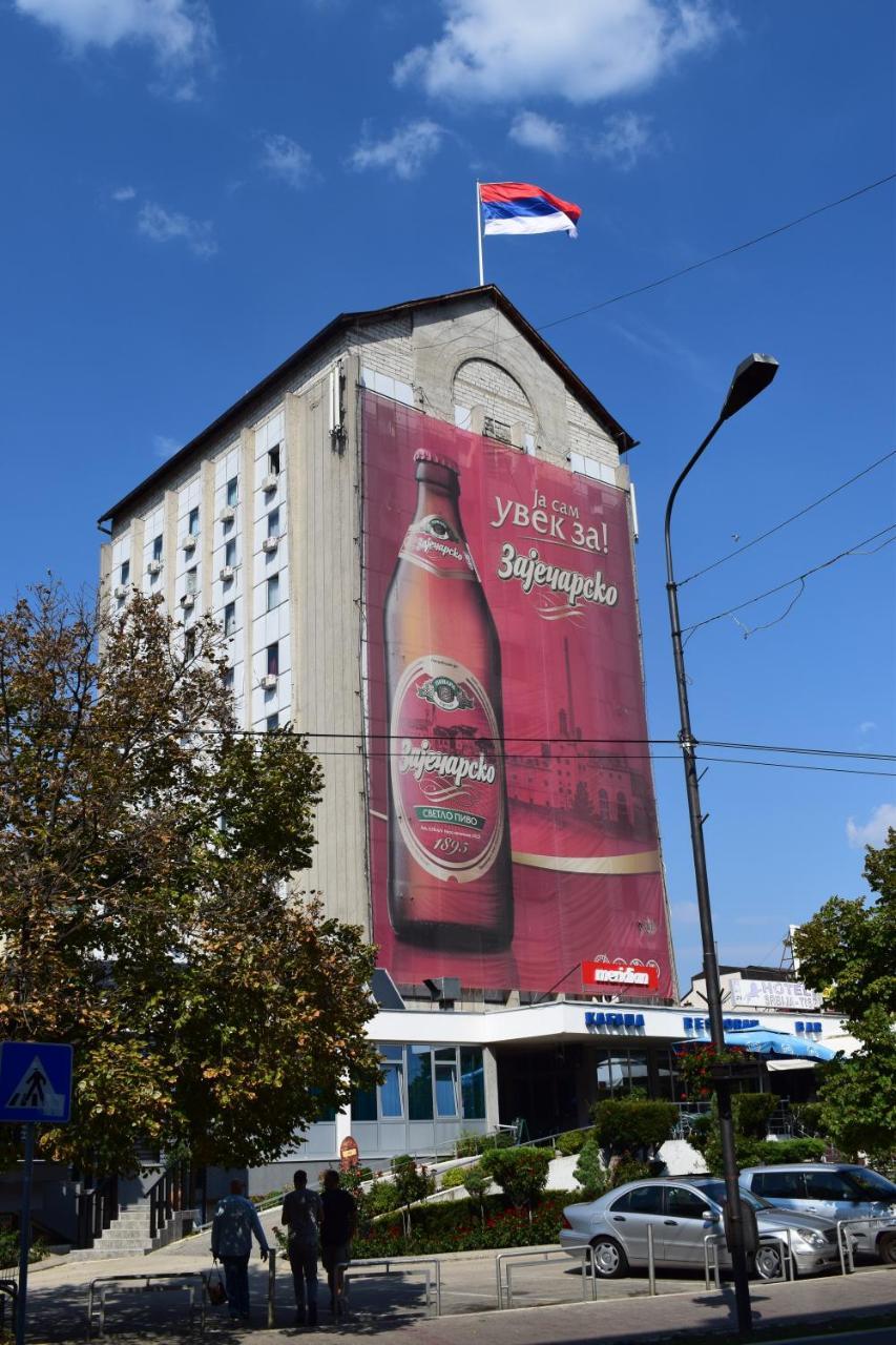 Hotel "Srbija Tis" Zaječar Esterno foto
